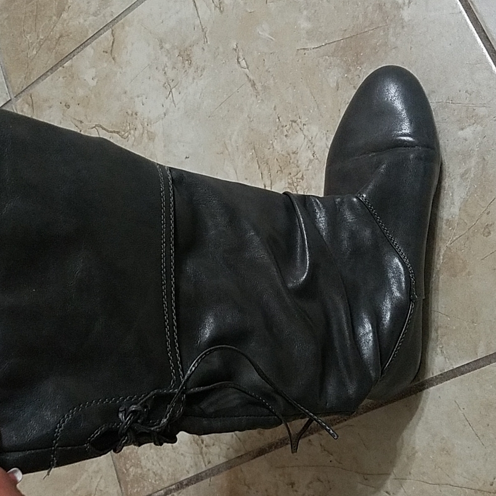 X-Appeal Size 8 Gray Boots